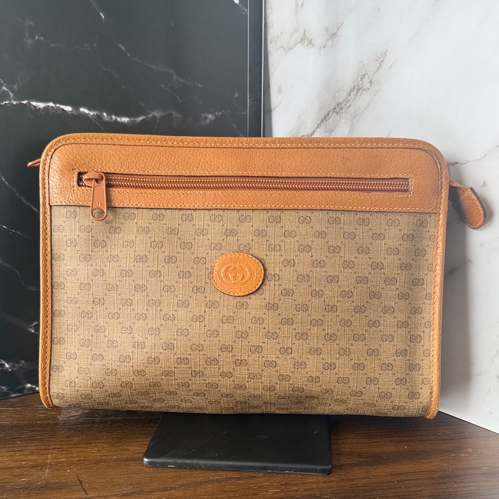 Gucci Brown and pouch Bag with Iconic pattern. Clean side few marks see pics. - Picture 1 of 6